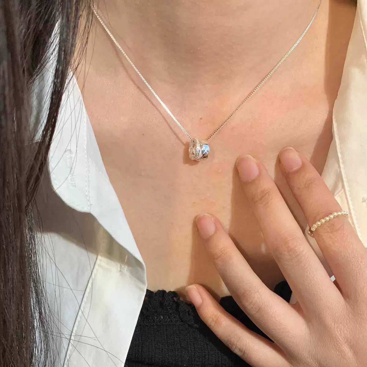 Ladies Necklace Twin Circle