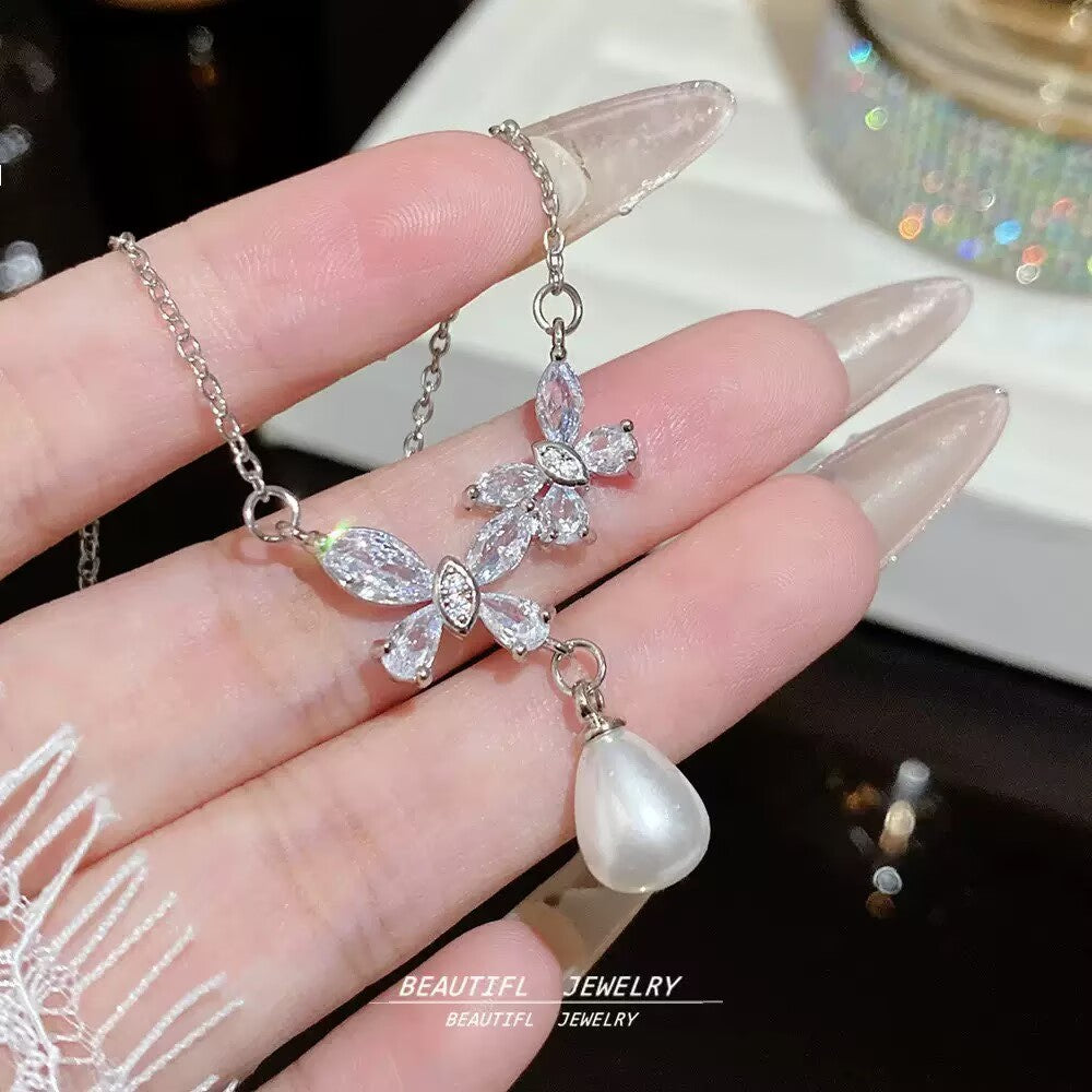Ladies Necklace Crystal Butterfly